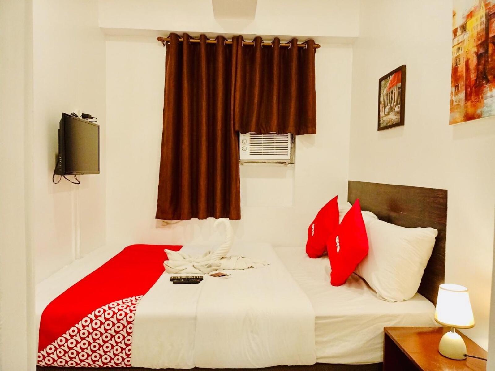 Oyo 888 City Stay Inns Fortview Bgc Pasig City Buitenkant foto